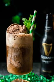 Coklat Creamy Float